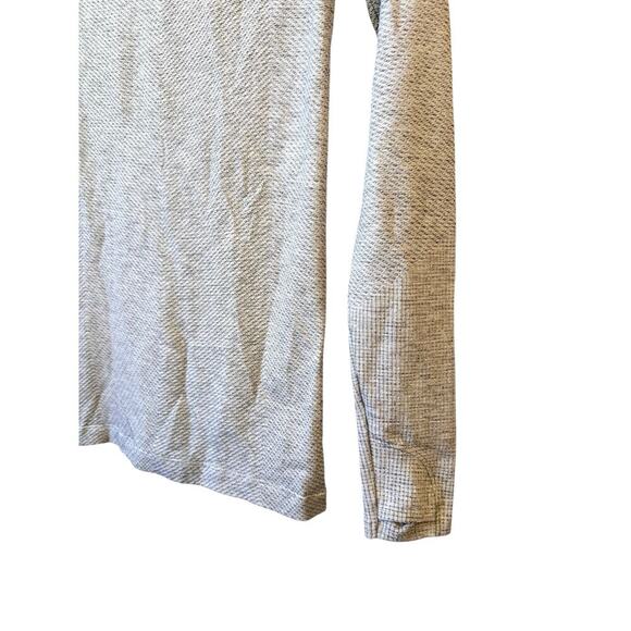 ATHLETA Flurry Blizzard Shine Turtleneck Size Small EUC $89 MSRP Grey Heather - Picture 5 of 8